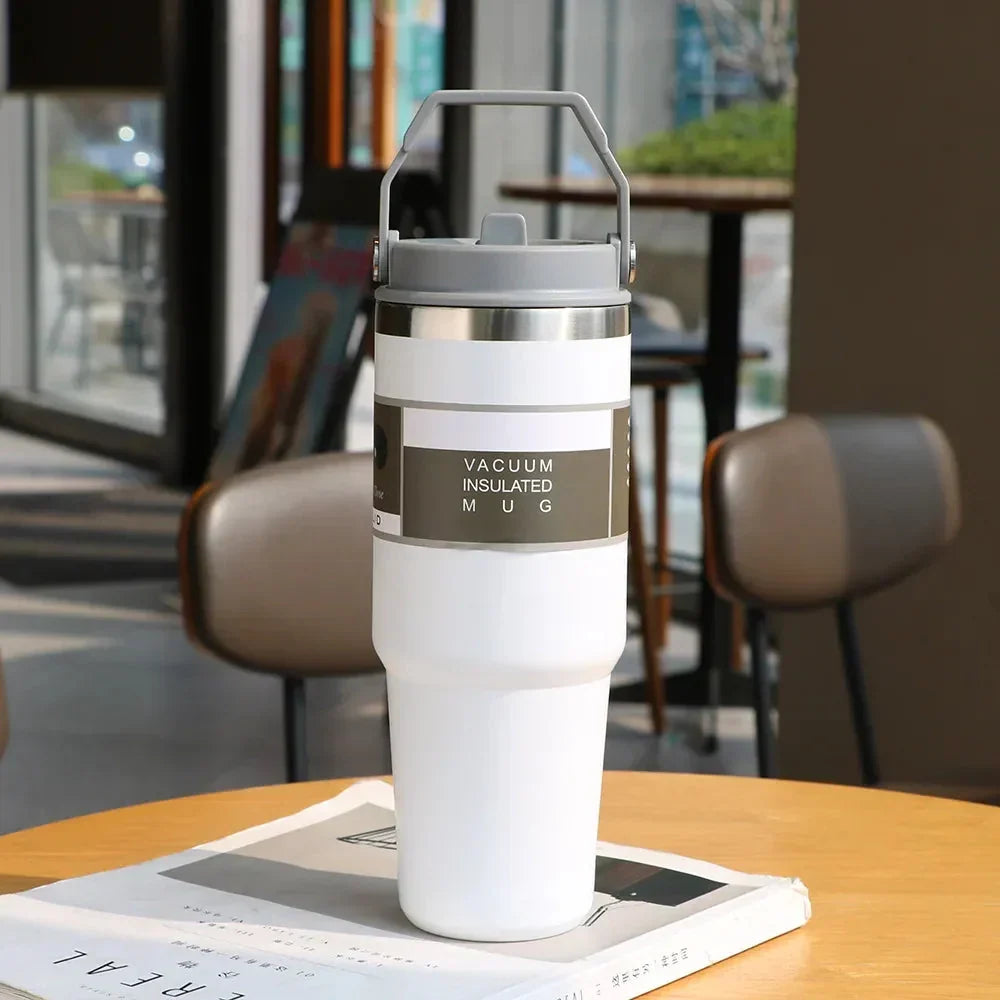Kelímek na kávu s brčkem – 900 ml