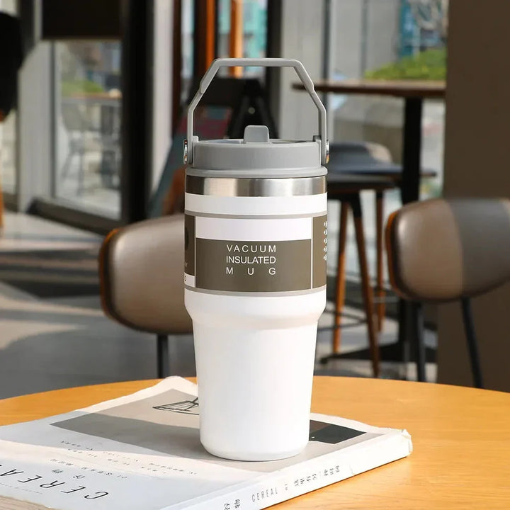 Kelímek na kávu s brčkem – 600 ml